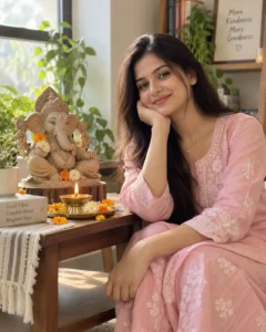 Modern Minimalist Ganpati Selfie Style
